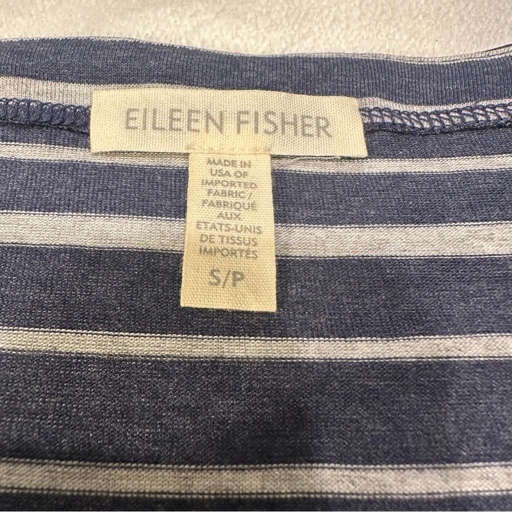 Eileen Fisher Small Oversized Navy and White Striped 3/4 Sleeve Top - Picture 6 of 8